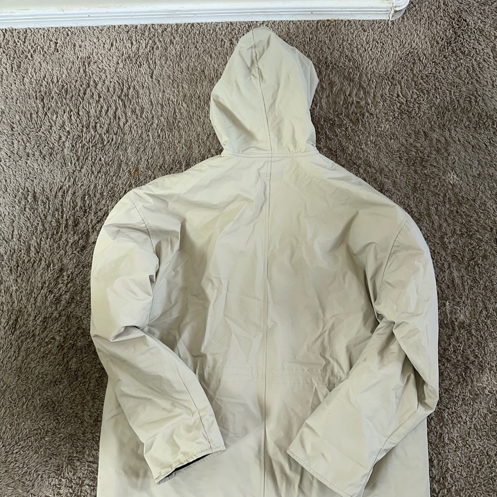 VINTAGE MISTY HARBOR RAIN JACKET Size medium cream/beige lined pre own as is - Picture 9 of 10